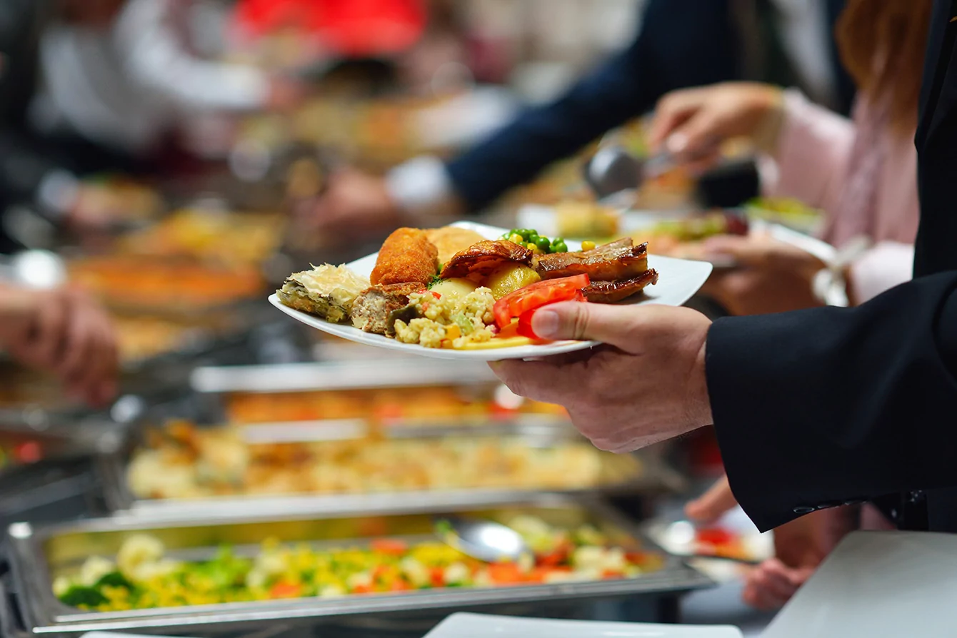 Buffets / Warmer of crockery and cutlery